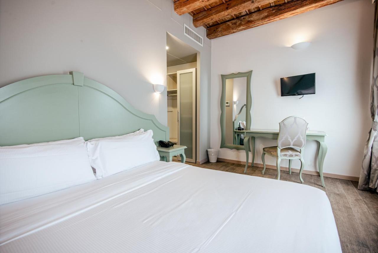 Fracanzana Hotel 몬테벨로비쎈티노 외부 사진